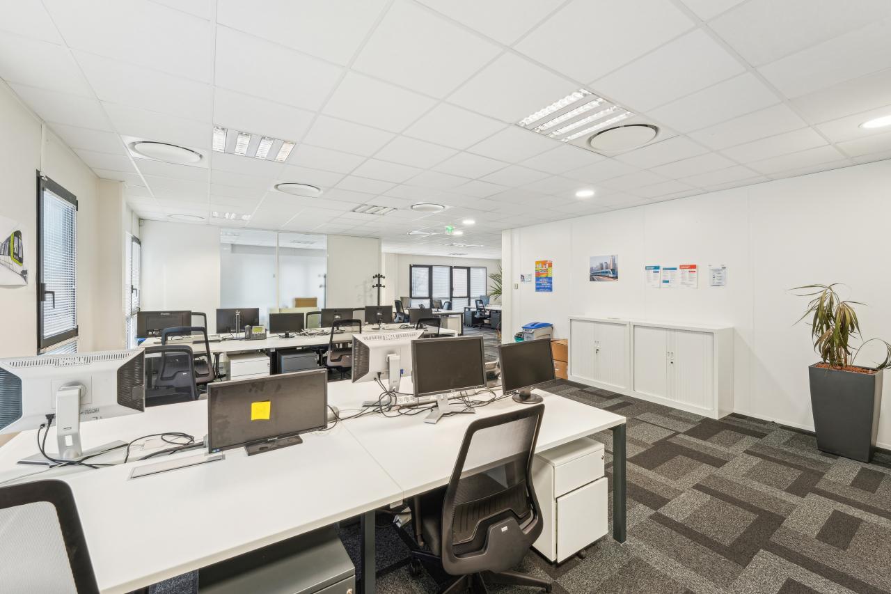 Bureau Saint-Ouen 2032m² Location bureau Saint-Ouen Seine-Saint-Denis OLBUR2528974 3